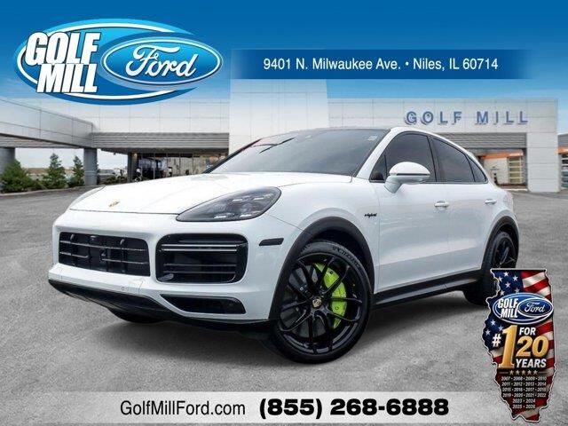 2022 Porsche Cayenne Turbo S E-Hybrid Coupe