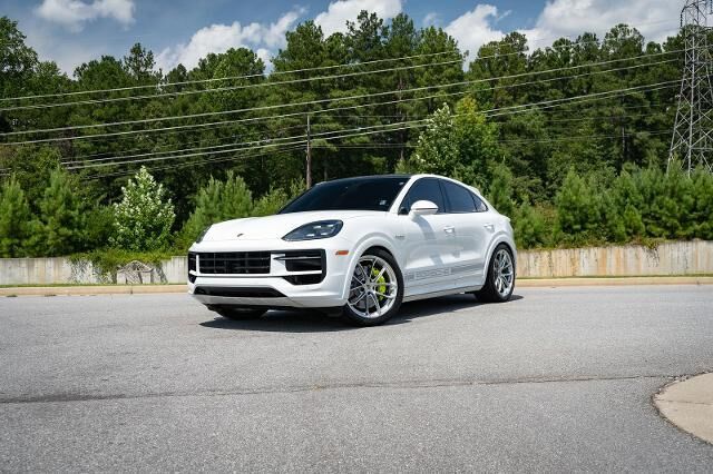 2024 Porsche Cayenne S E-Hybrid Coupe