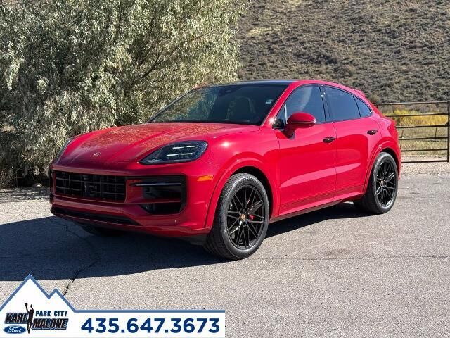 2026 Porsche Cayenne S E-Hybrid Coupe