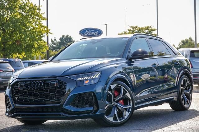 2021 Audi RS Q8 4.0T quattro — photo 1 of 26