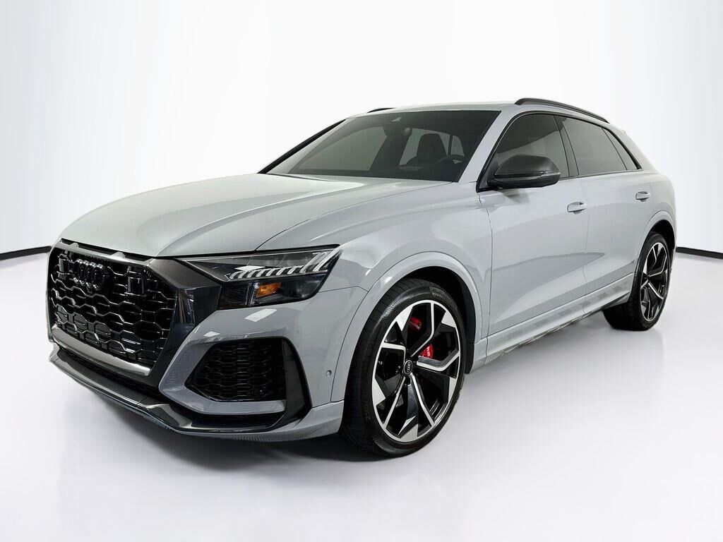 2024 Audi RS Q8 4.0T quattro — photo 1 of 3