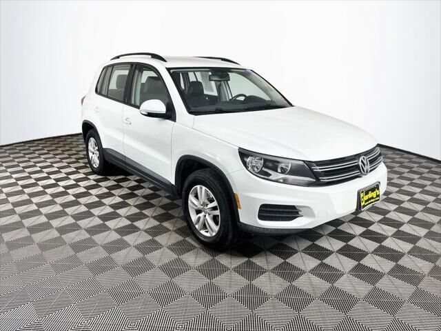 2016 Volkswagen Tiguan 2.0T S — photo 1 of 36