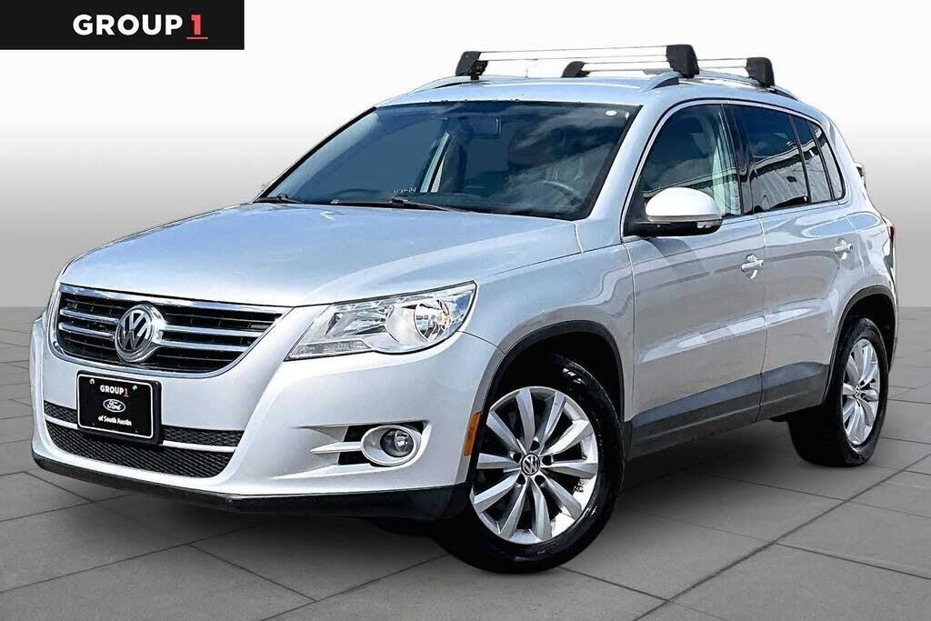 2011 Volkswagen Tiguan S — photo 1 of 1