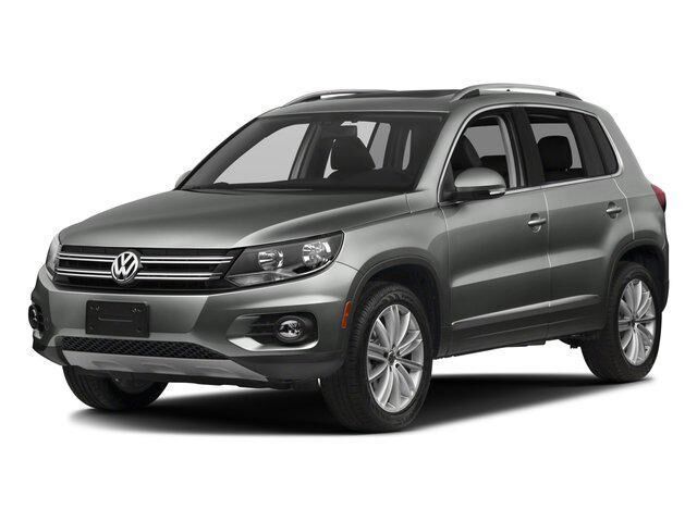 2018 Volkswagen Tiguan Limited 2.0T 4Motion — photo 1 of 1
