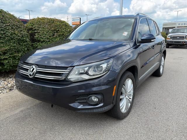 2016 Volkswagen Tiguan 2.0T S 4Motion — photo 1 of 13
