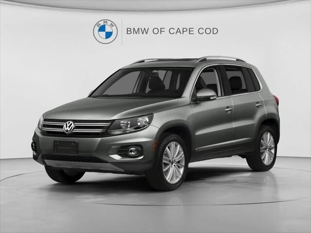 2016 Volkswagen Tiguan 2.0T S 4Motion — photo 1 of 13
