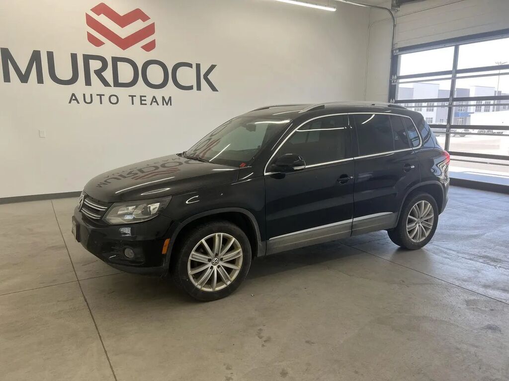 2016 Volkswagen Tiguan 2.0T S 4Motion — photo 1 of 27