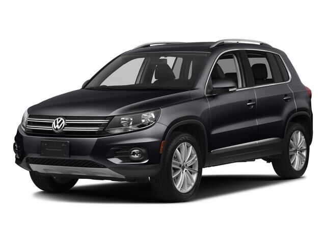 2017 Volkswagen Tiguan 2.0T Wolfsburg Edition 4Motion — photo 1 of 39