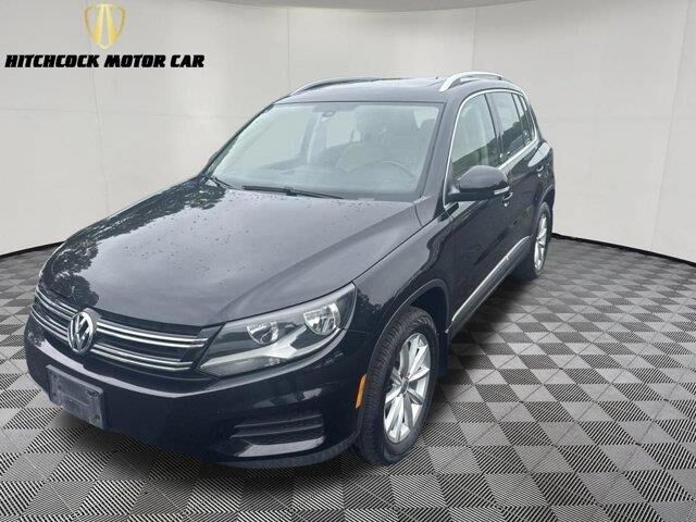 2017 Volkswagen Tiguan 2.0T Wolfsburg Edition 4Motion — photo 1 of 42