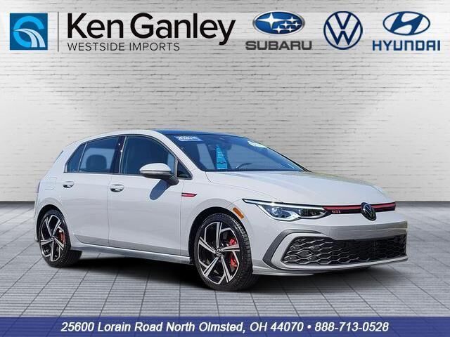 2024 Volkswagen Golf GTI SE — photo 1 of 13