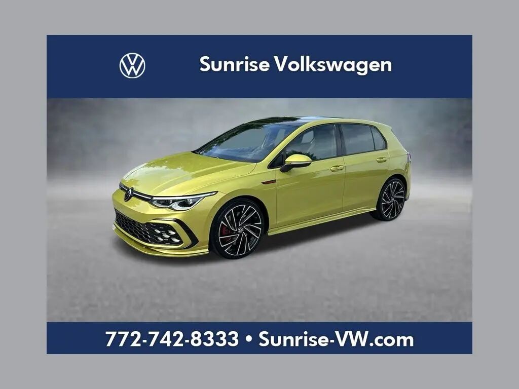 2022 Volkswagen Golf GTI Autobahn — photo 1 of 16