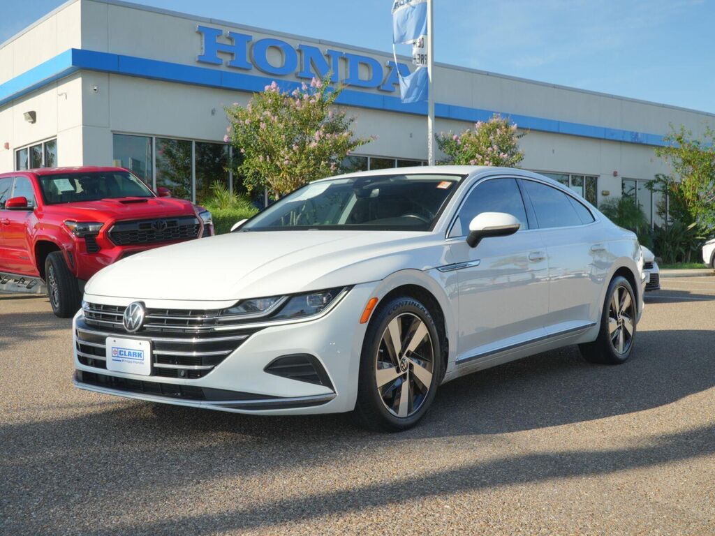 2021 Volkswagen Arteon SE — photo 1 of 13