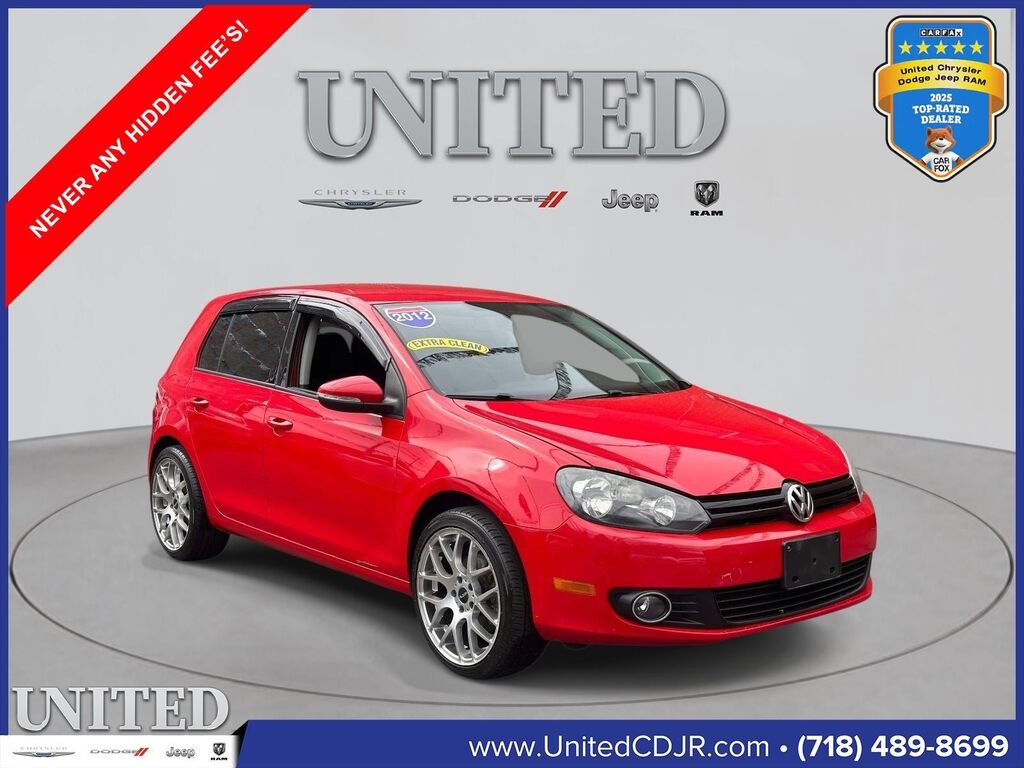 2012 Volkswagen Golf 2.5L PZEV — photo 1 of 12