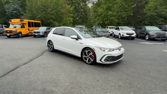 2024 Volkswagen Golf GTI 2.0T SE
