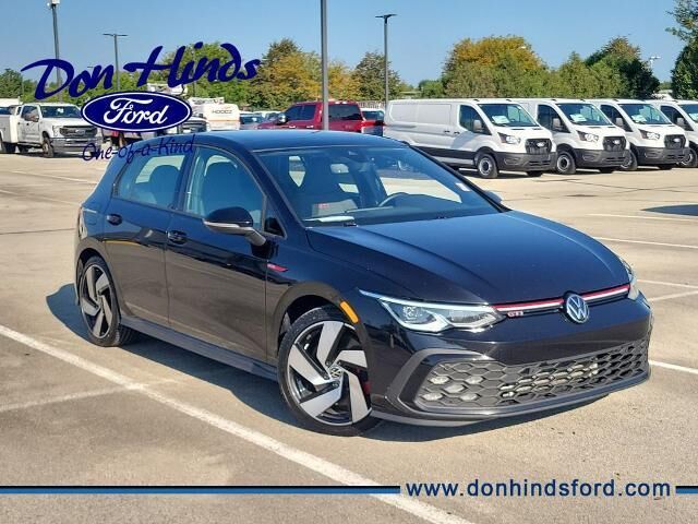 2023 Volkswagen Golf GTI SE — photo 1 of 39