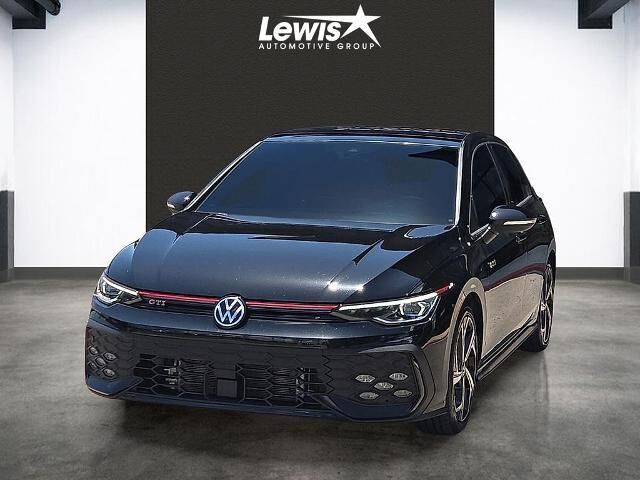 2025 Volkswagen Golf GTI SE