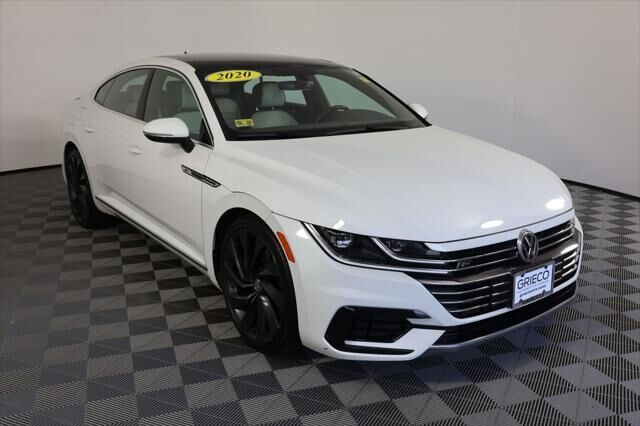 2020 Volkswagen Arteon SEL R-Line 4Motion — photo 1 of 13