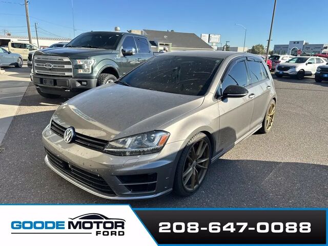 2017 Volkswagen Golf R 4Motion
