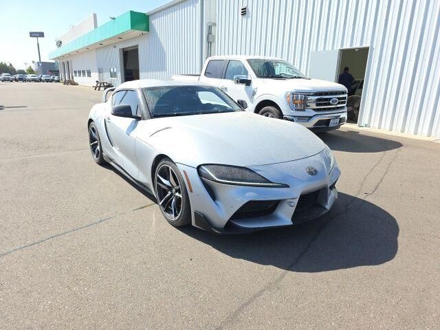 2022 Toyota GR Supra 3.0 — photo 1 of 10