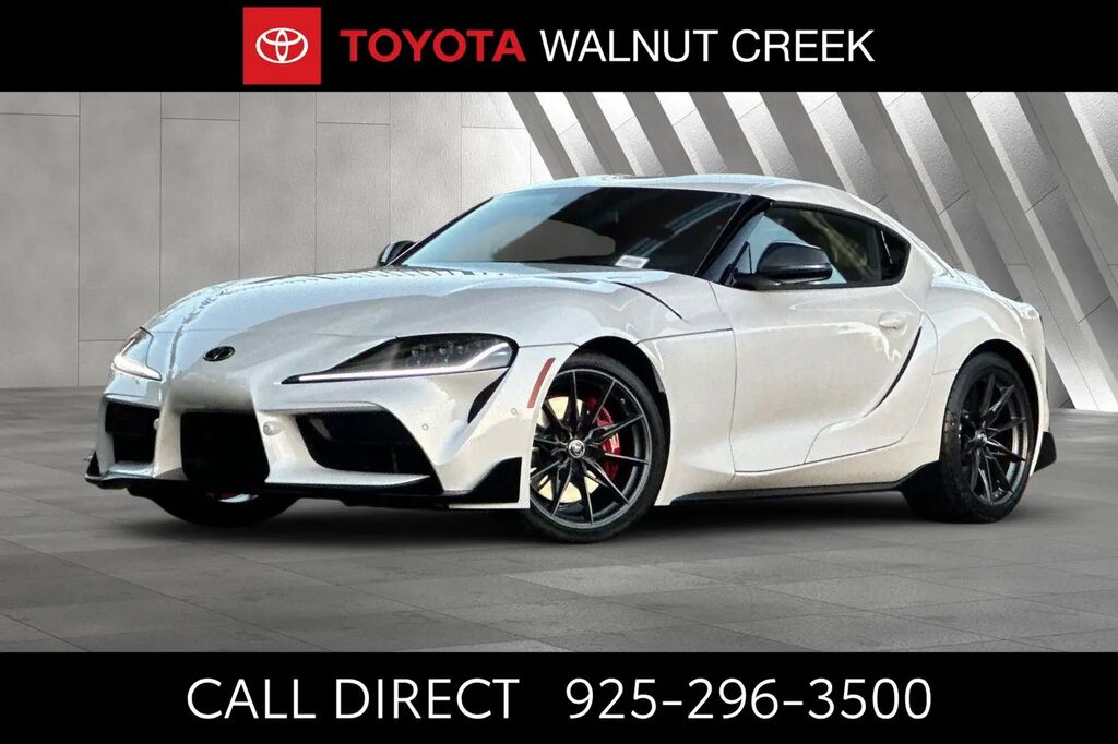 2026 Toyota GR Supra 3.0 Premium — photo 1 of 13