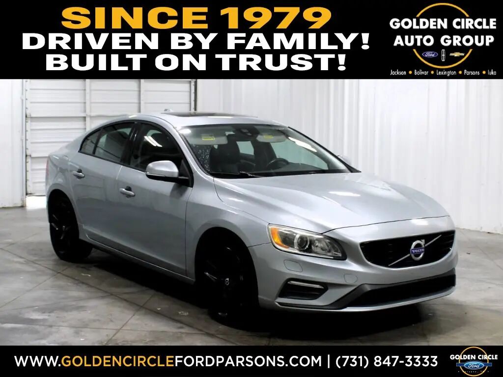 2017 Volvo S60 T5 Dynamic — photo 1 of 13