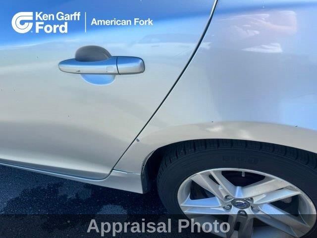 2015 Volvo V60 T5 Platinum — photo 1 of 26