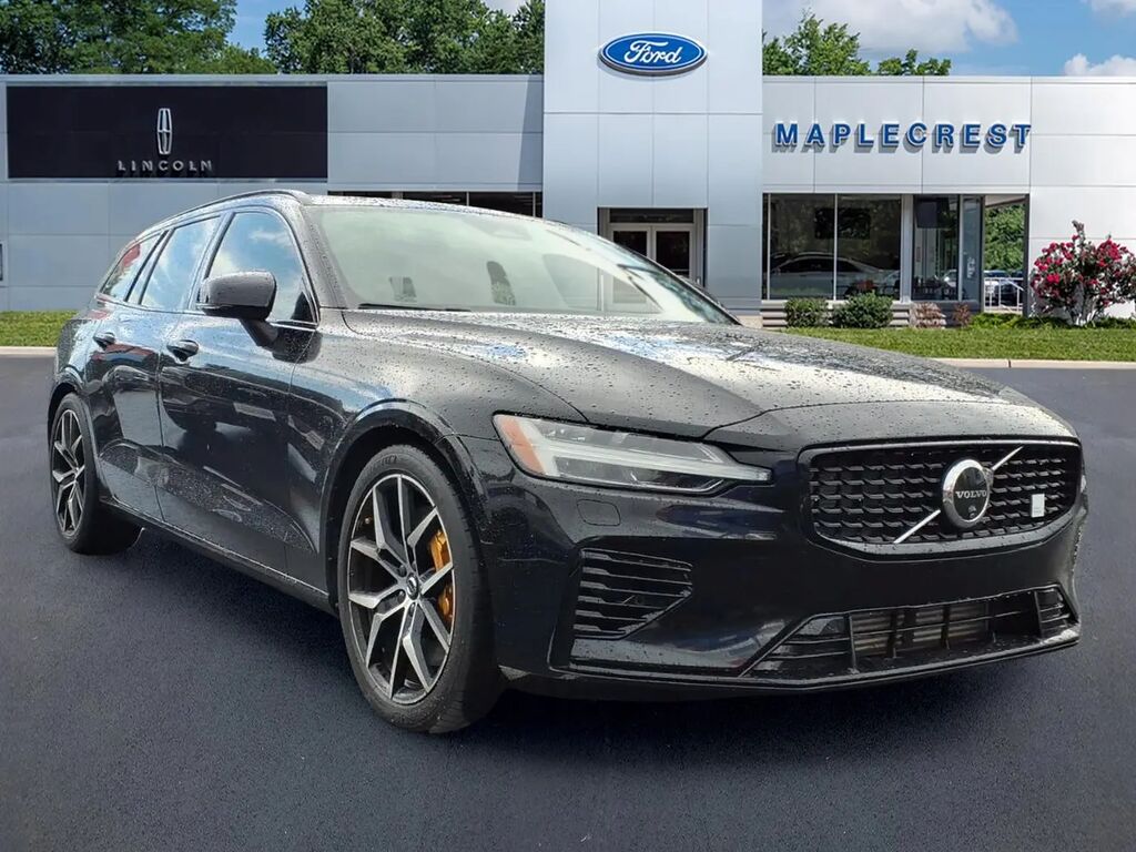 2024 Volvo V60 Recharge T8 Polestar Engineered — photo 1 of 13