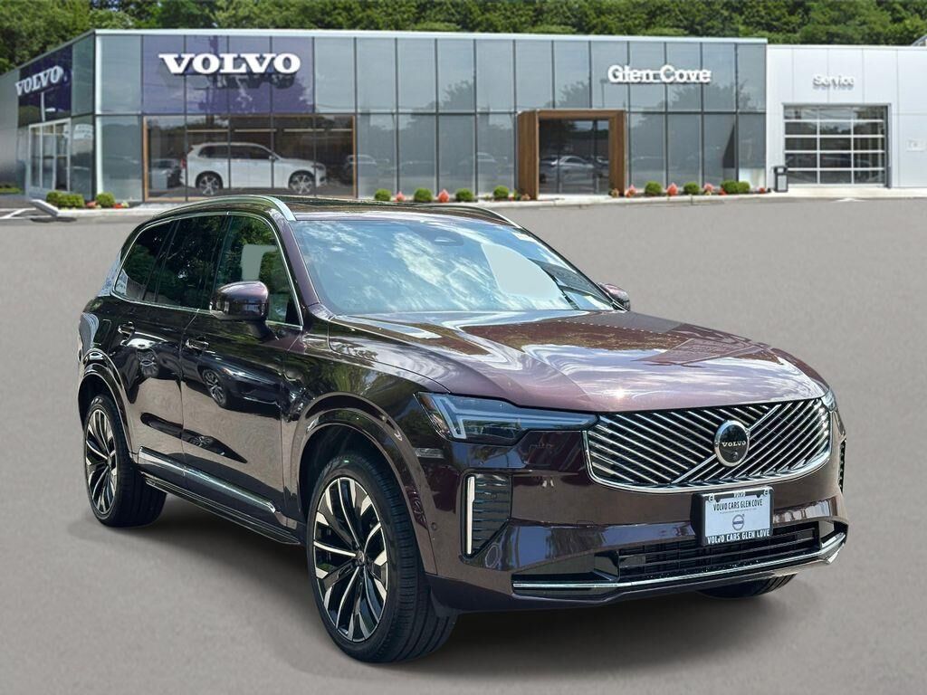 2026 Volvo XC90 B6 Plus 6P — photo 1 of 64
