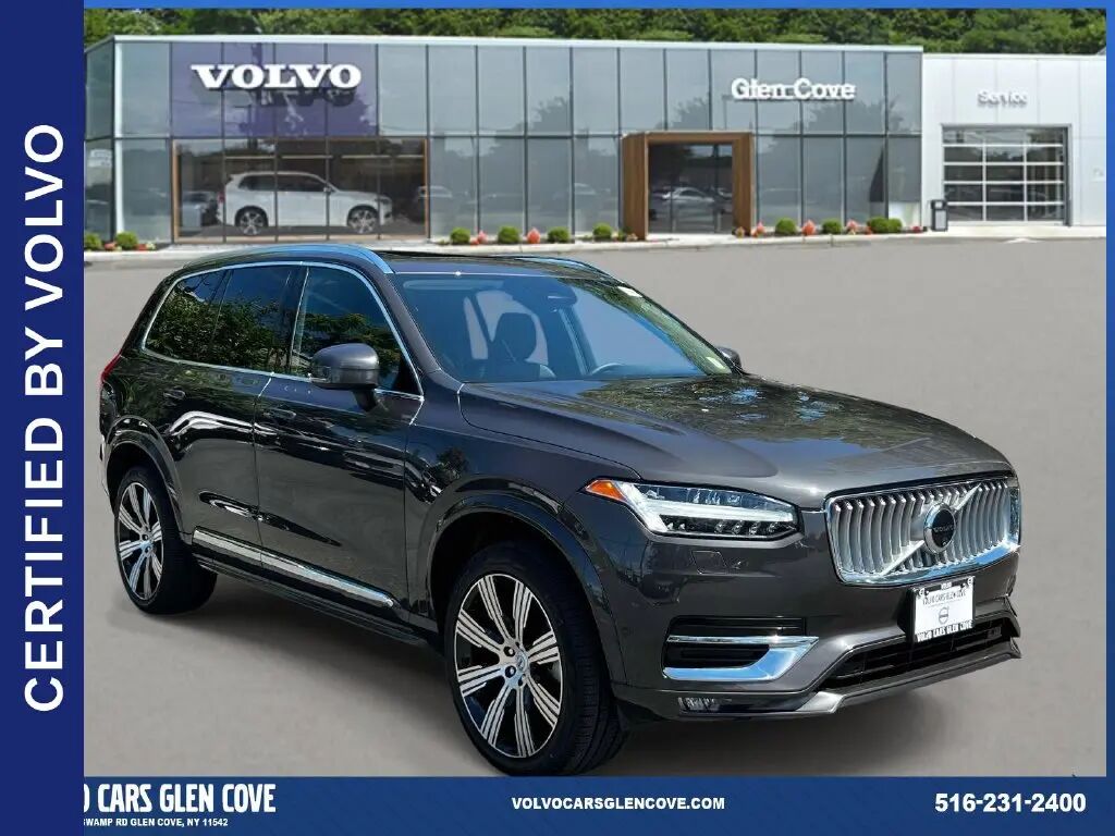 2025 Volvo XC90 B6 Plus Bright Theme 6P — photo 1 of 13
