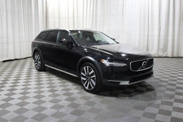 2023 Volvo V90 Cross Country B6 Ultimate