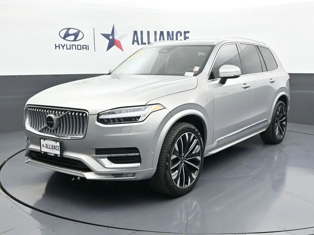 2023 Volvo XC90 B6 Ultimate Bright Theme 7P — photo 1 of 13