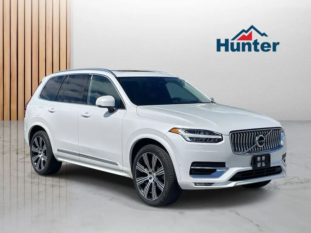 2023 Volvo XC90 B6 Ultimate Bright Theme 7P — photo 1 of 13