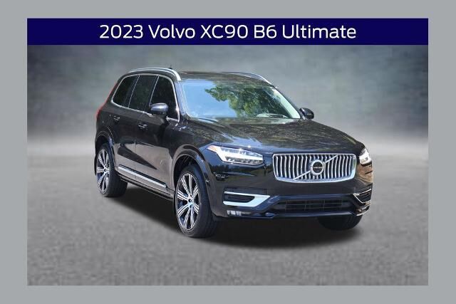 2023 Volvo XC90 B6 Ultimate Bright Theme 7P