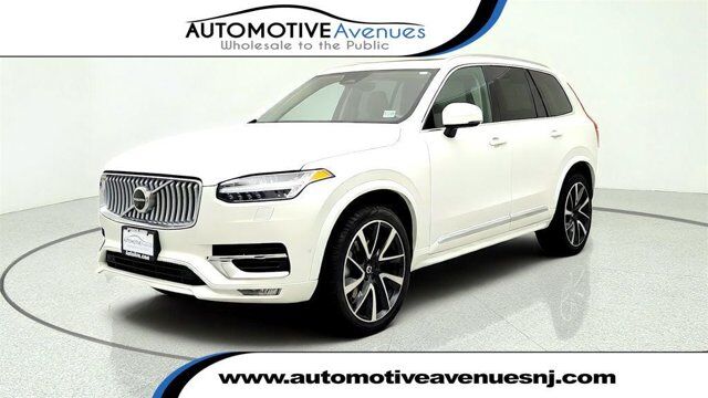 2024 Volvo XC90 Plus Bright Theme