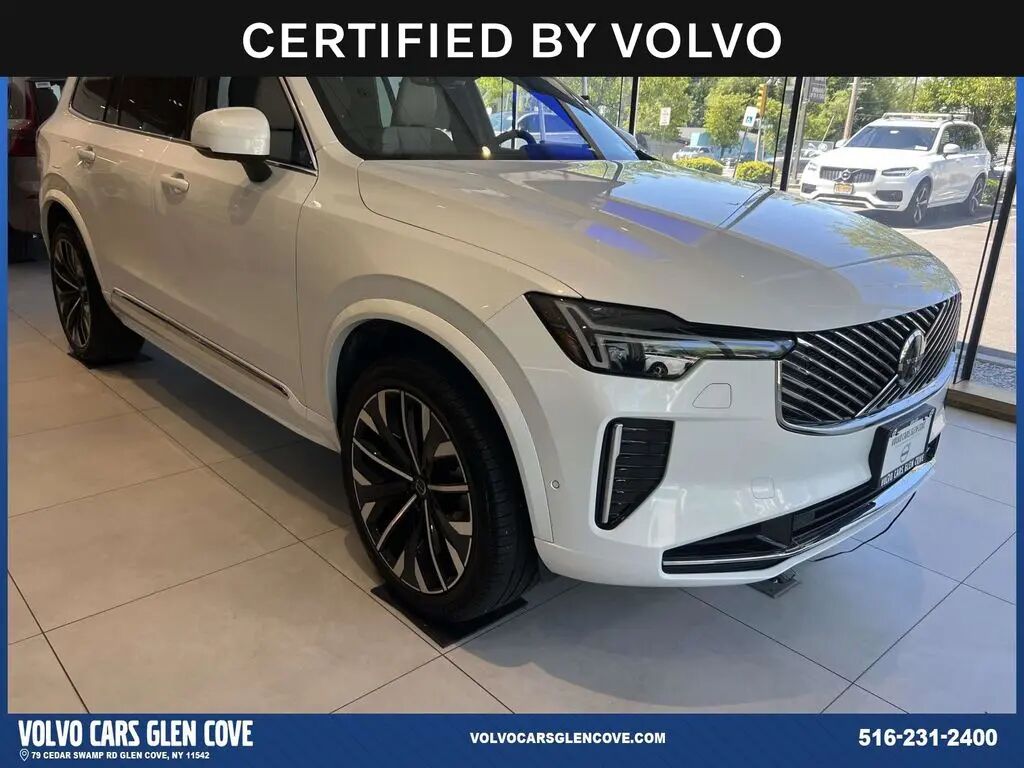 2026 Volvo XC90 B6 Plus 7P — photo 1 of 13