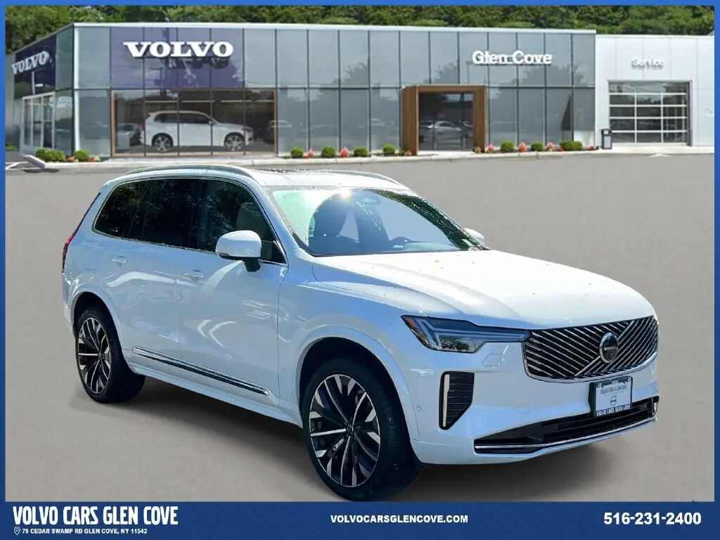 2026 Volvo XC90 B6 Plus 7P — photo 1 of 13