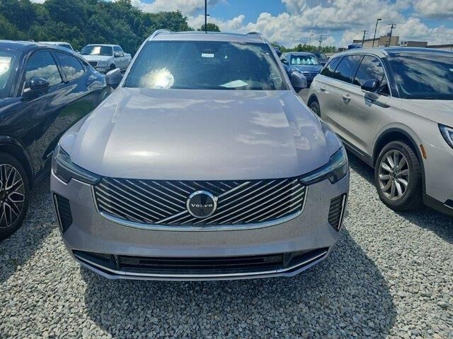 2026 Volvo XC90 B6 Plus 7P