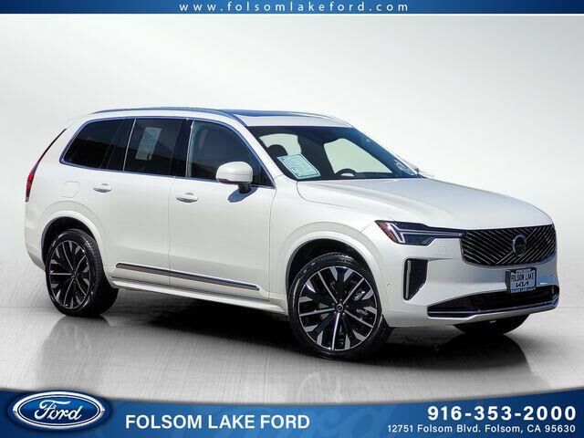2026 Volvo XC90 B6 Ultra 7P — photo 1 of 25