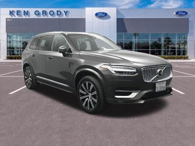 2023 Volvo XC90 B6 Plus Bright Theme 7P