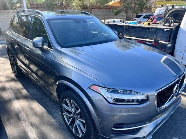 2019 Volvo XC90 T5 Momentum
