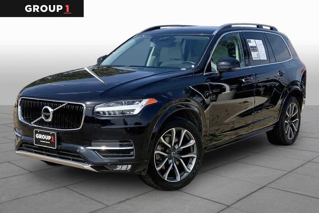 2019 Volvo XC90 T5 Momentum — photo 1 of 1