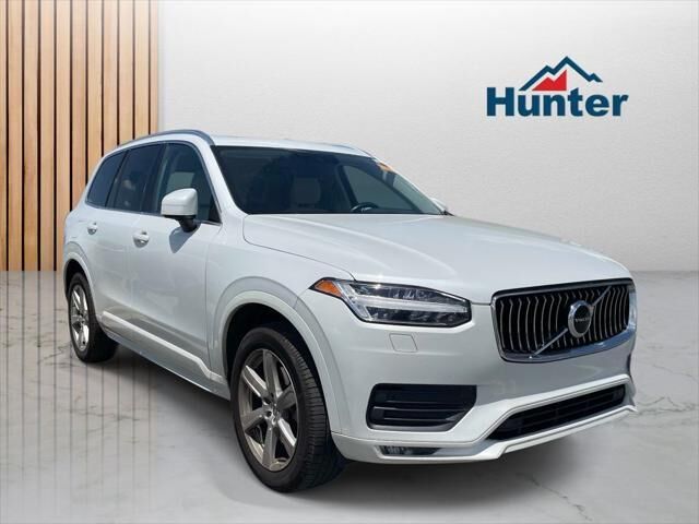 2021 Volvo XC90 T5 Momentum