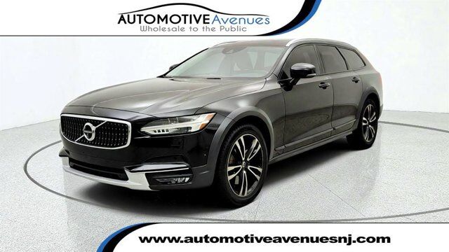 2018 Volvo V90 Cross Country T5 AWD w/ Convenience Pkg, Plus Pkg &amp; 19'' Wheels