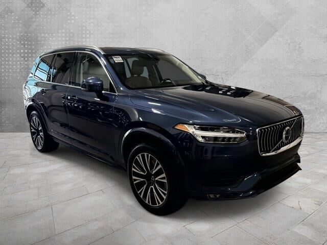 2020 Volvo XC90 T5 Momentum