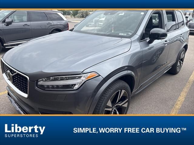 2020 Volvo XC90 T5 R-Design — photo 1 of 1