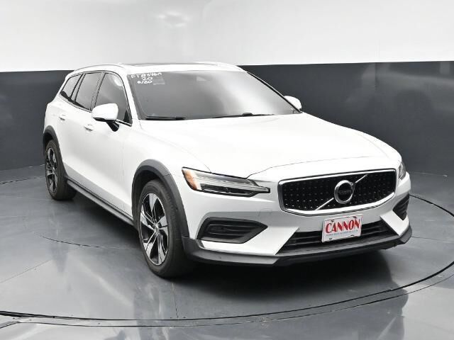 2020 Volvo V60 Cross Country T5