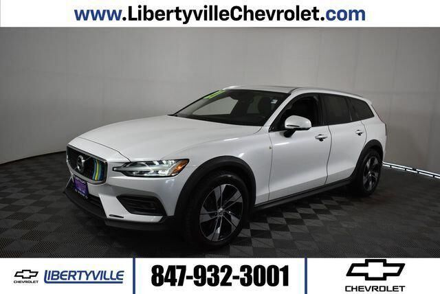 2021 Volvo V60 Cross Country T5