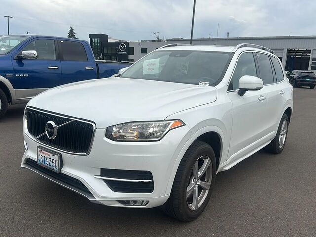2016 Volvo XC90 T5 Momentum