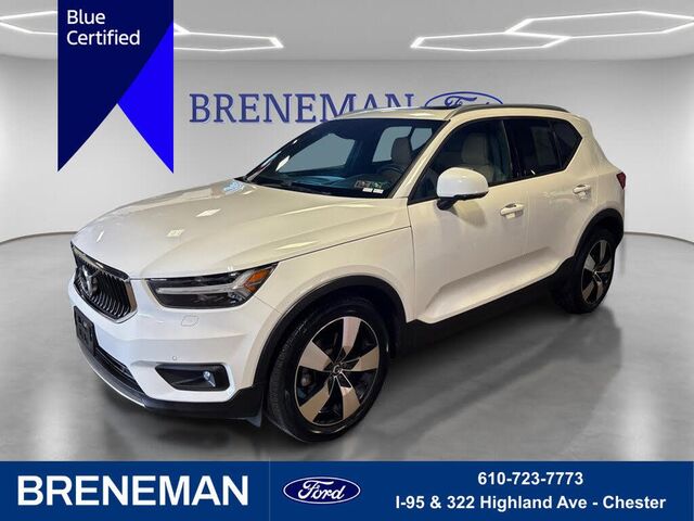 2020 Volvo XC40 T5 Momentum
