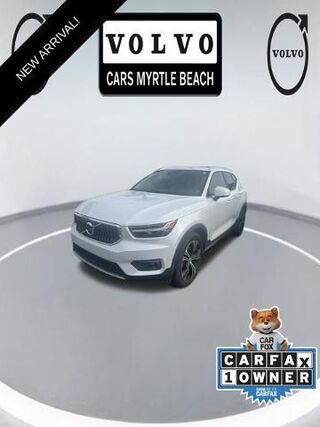 2020 Volvo XC40 T5 Inscription — photo 1 of 9